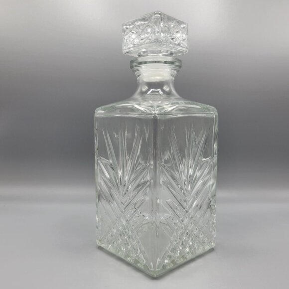 Vintage Clear Glass Whiskey Decanter With Diamond Cut Stopper Lid - Picture 1 of 12